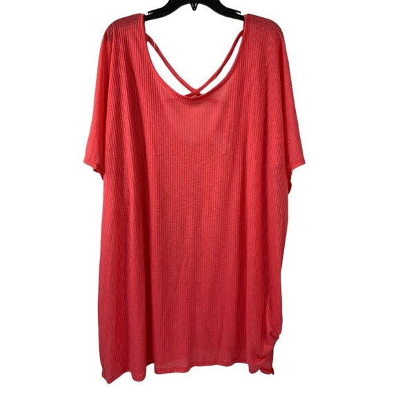 Time & Tru Tops - Time & Tru Women's Lightweight Top